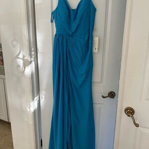 Elegant Blue Evening Gown